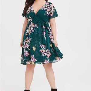 GREEN FLORAL CHIFFON WRAP DRESS